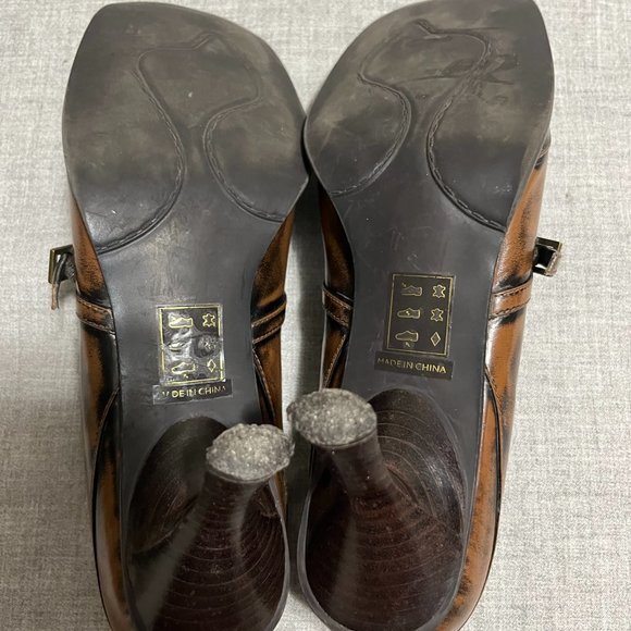 Ferra Giacomo Brown Pumps Size 8M - Picture 12 of 13